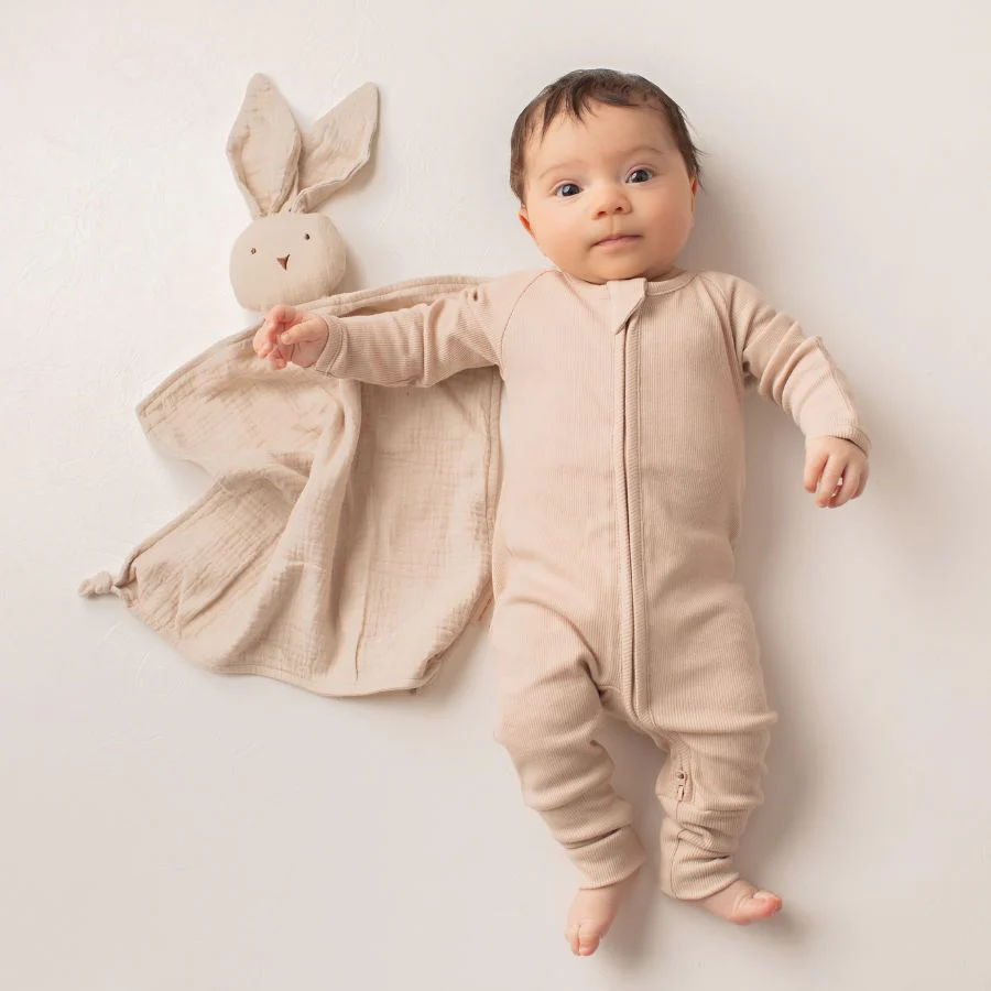 Bunny Muslin Comforter Taupe - Image 2