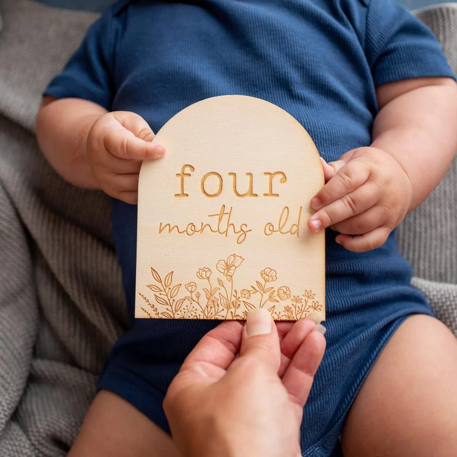 Floral Wooden Milestone Arch Plaque Set - Image 3