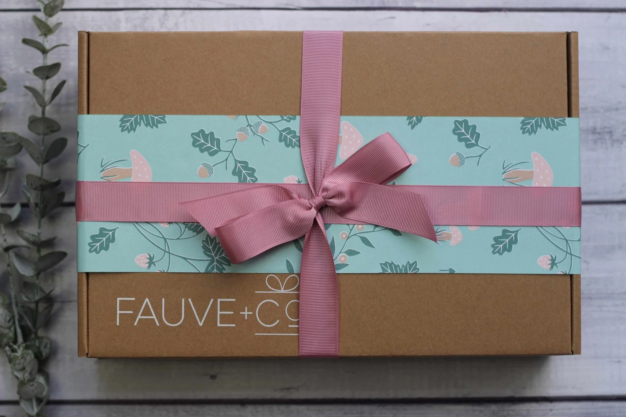 Gift Wrap Cart - Image 16