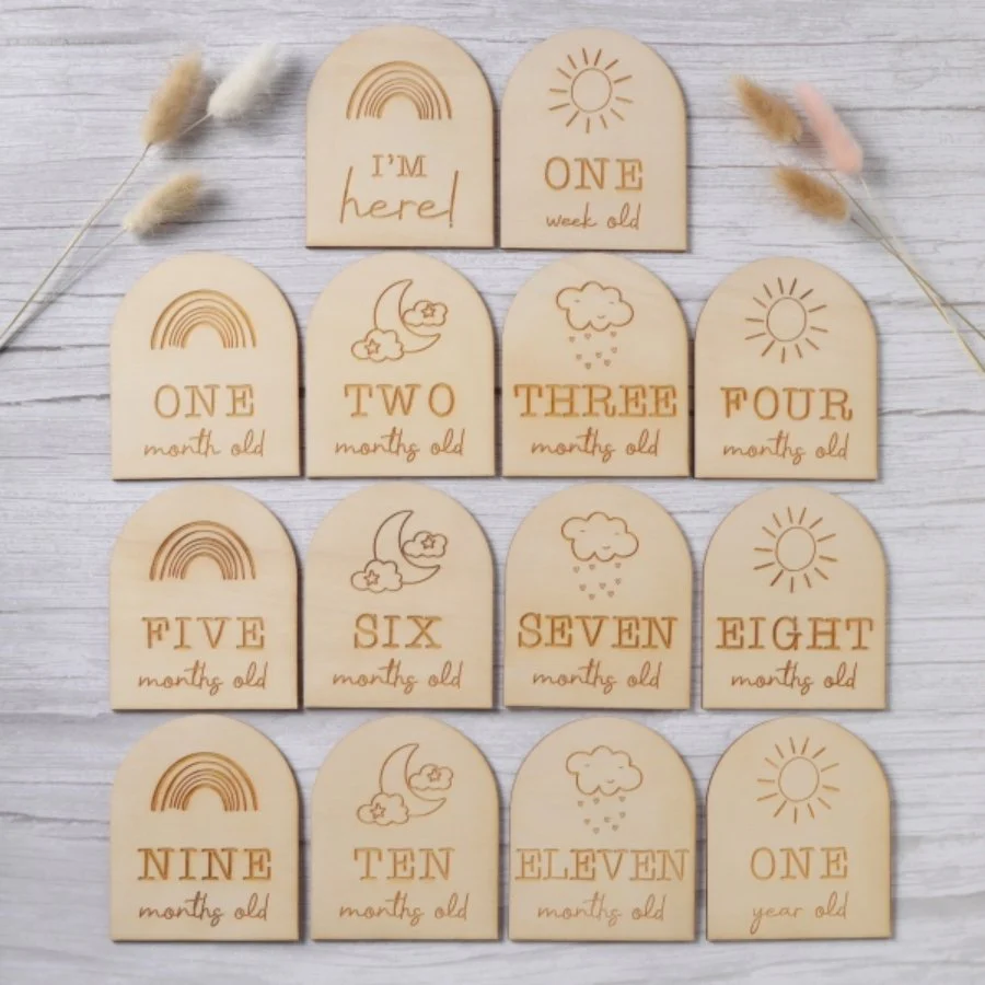 Rainbows & Sunshine Arch Wooden Milestone Plaque Set - Image 3